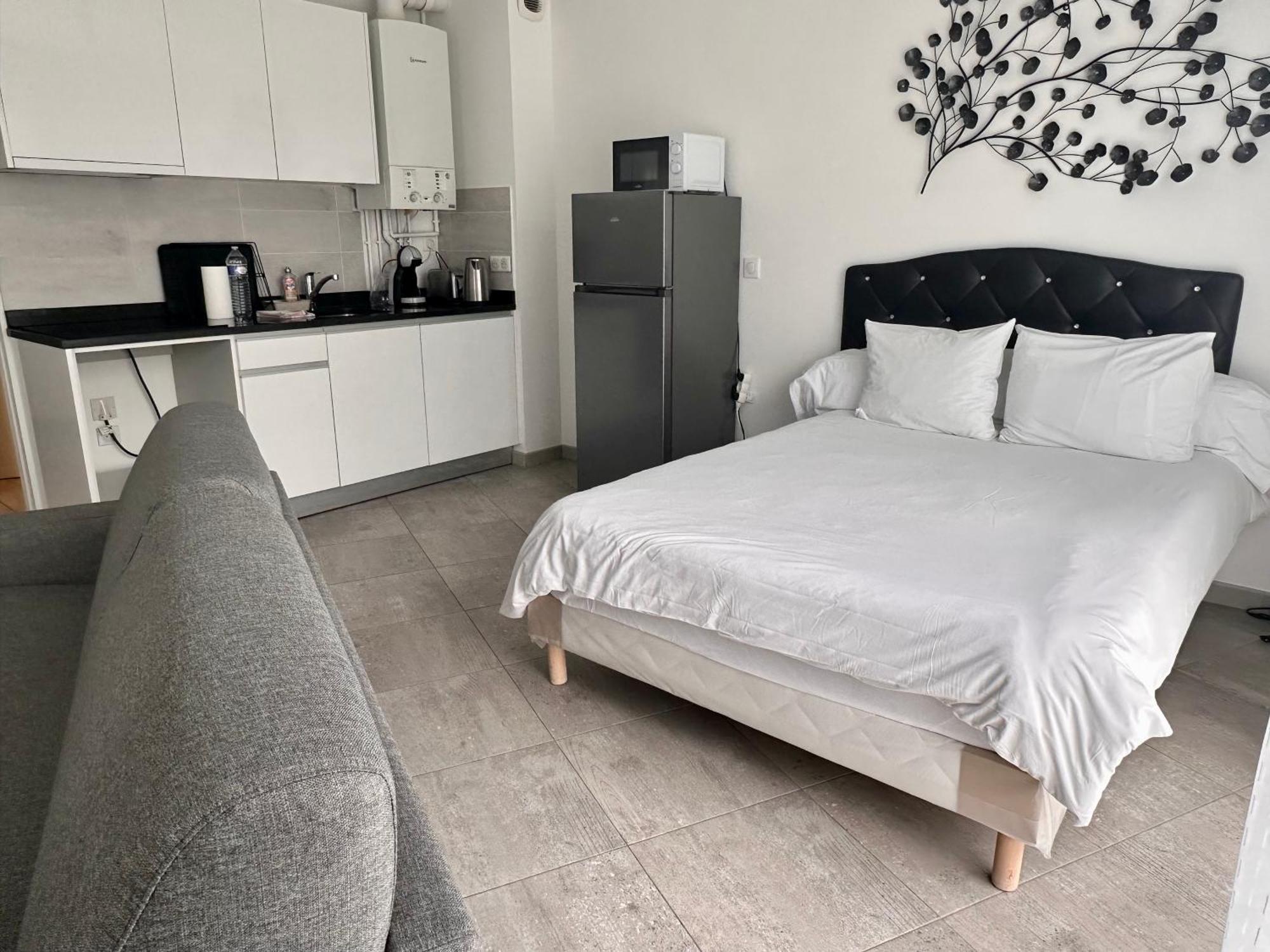 Residence 4T - 33 Avenue Gaston Chauvin Aulnay-sous-Bois Extérieur photo